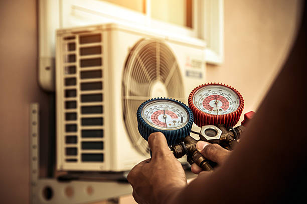 Professional Hvac technician working in Cabin John, MD